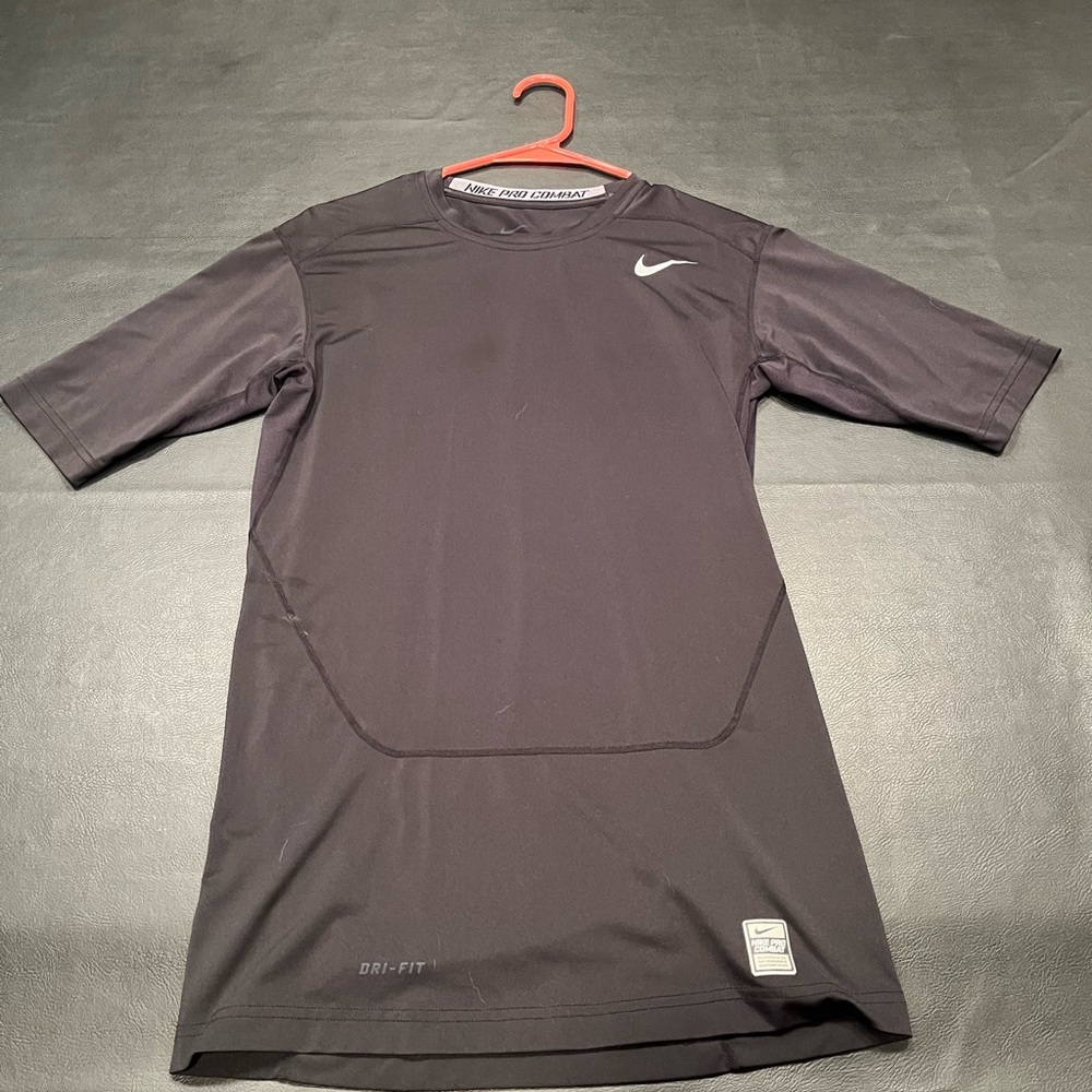Nike pro combat